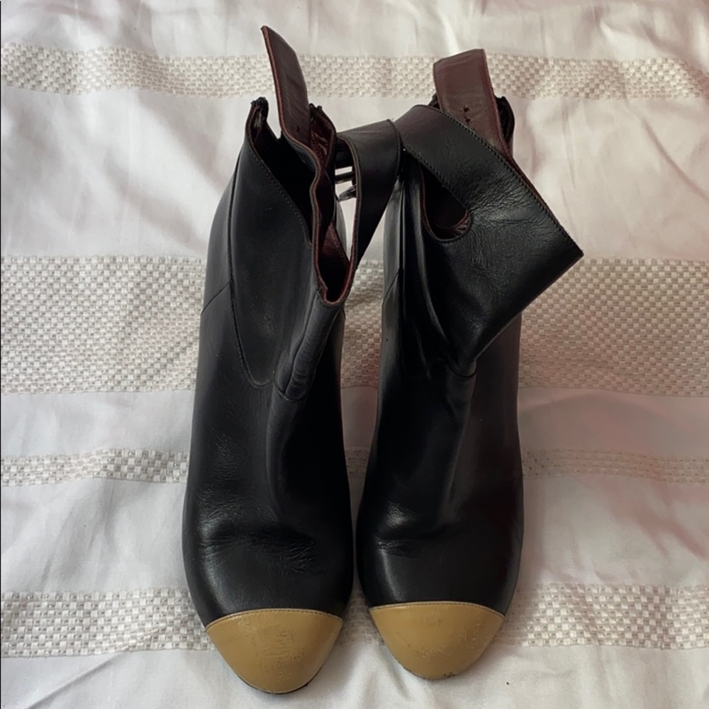 Chanel bootie